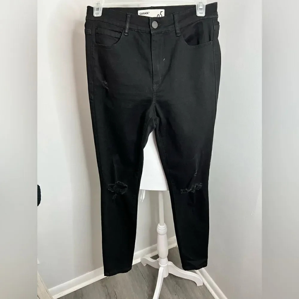 Garage straight leg skinny‎ jeans